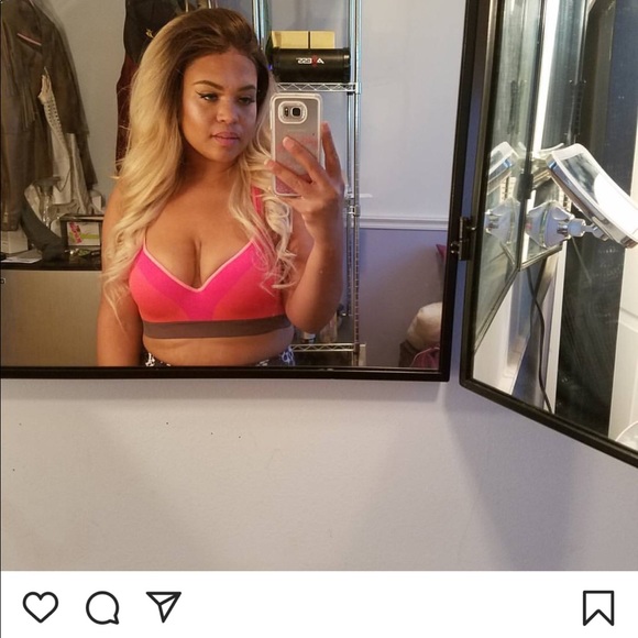 Meet your Posher, Jane Belinda - Picture 5 of 5